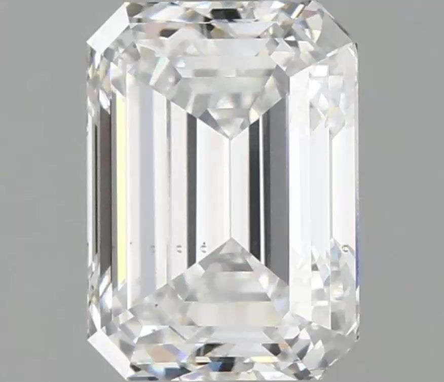 Lab Grown Diamond 1,89Ct E-VS2 Emerald - IGILG837613640 1